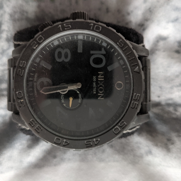 Nixon 51-30 Matte Blk, SS - Picture 1 of 3